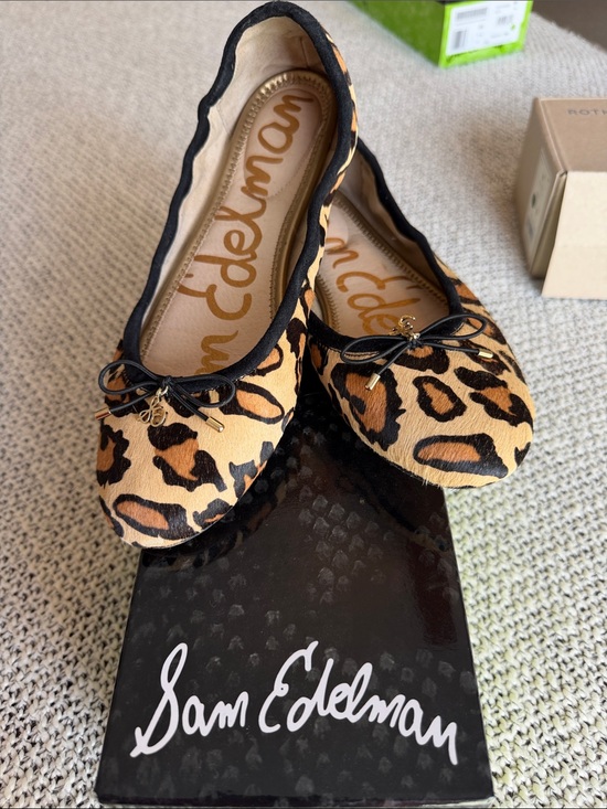 Sam Edelman Shoes - Sam Edelman Leopard-Print Ballet Flats in Tan and Black